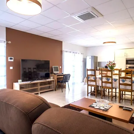 Charming House In Boa Vista With Private Pool * Boavista (Douro Litoral)